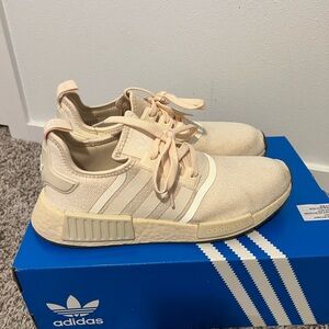 adidas Originals Nmd_r1 Shoes Low top sneakers